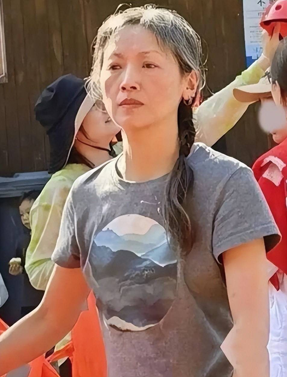 香港第一美女拒刘德华后被家暴12年