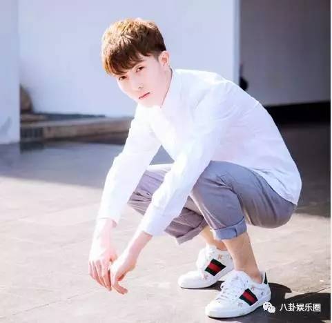 变形计陈新颖形象变化 恋上网红争议多