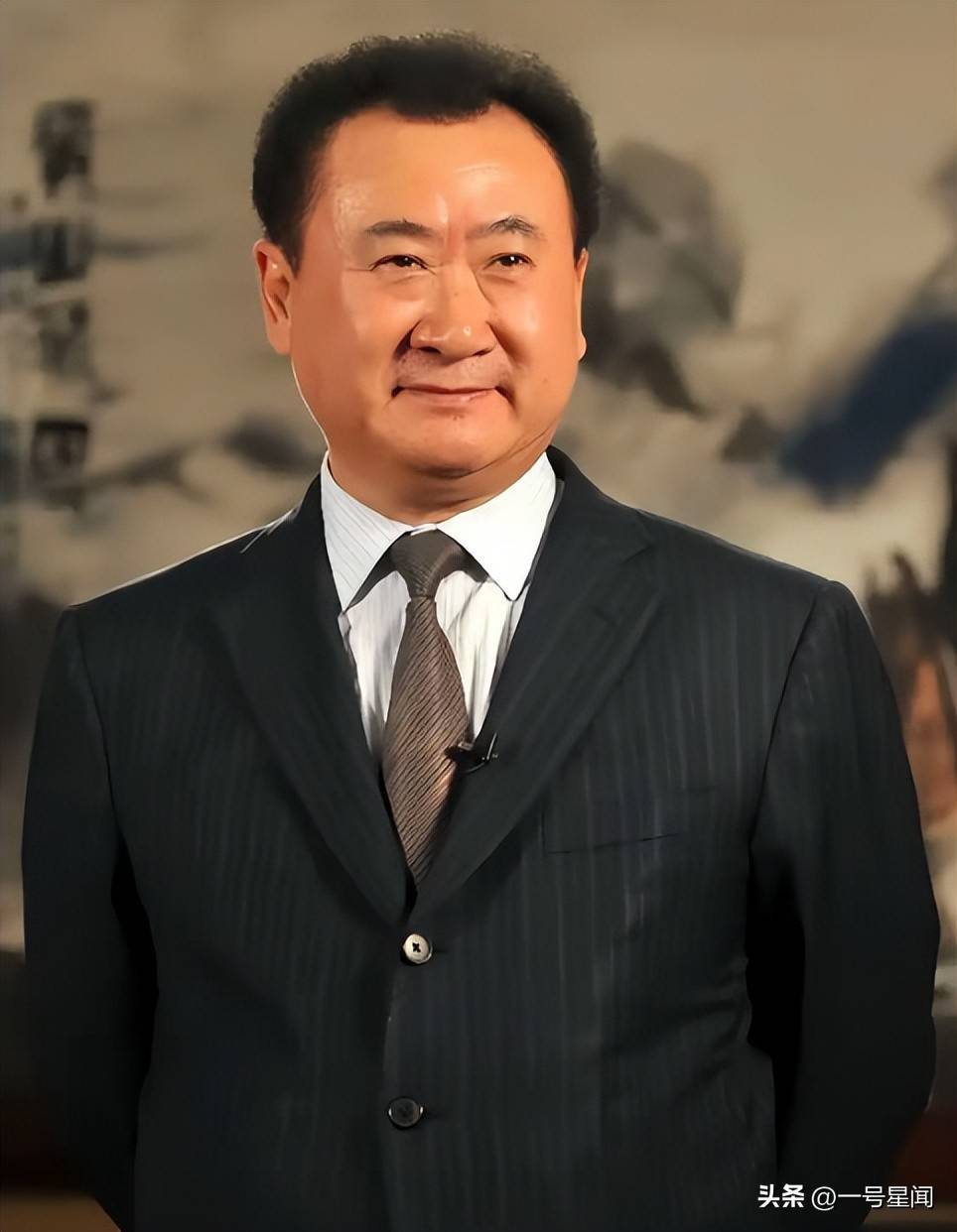 王健林面临财务挑战后为后代铺路?黄一鸣发声