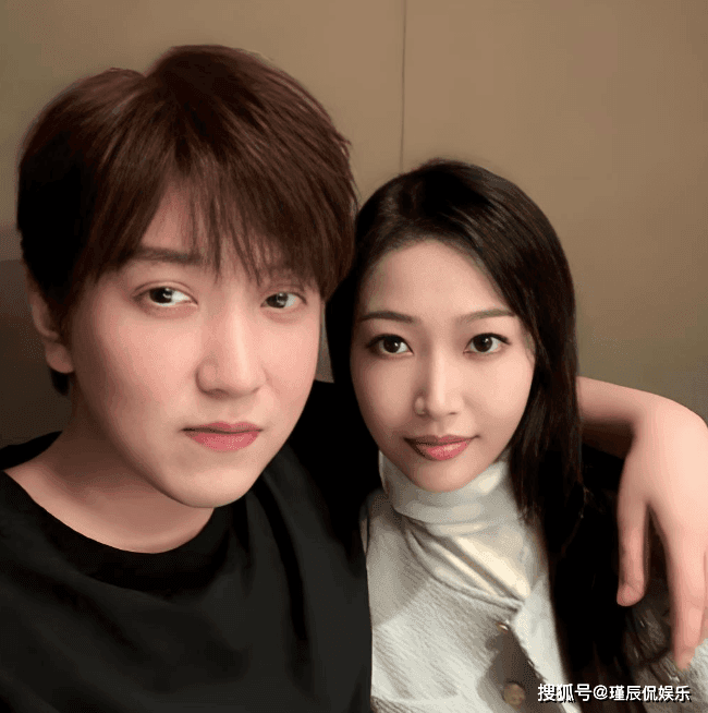 白冰被曝婚内出轨,曾因税务问题禁言