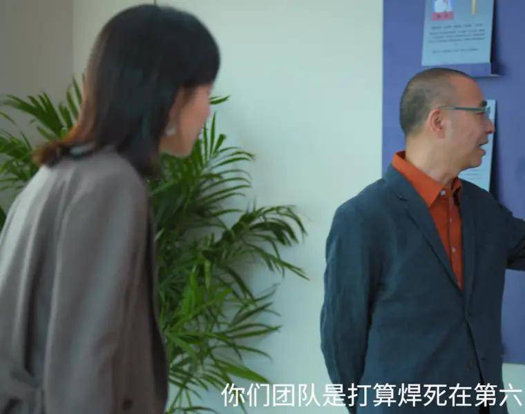 结婚两年出轨一年离婚10年仍单身如今又跟郭京飞被“全网嘲”