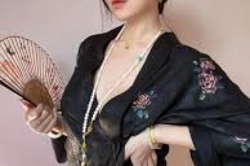 女神人设崩塌？女星自曝癖好爱闻臭屁引爆全网