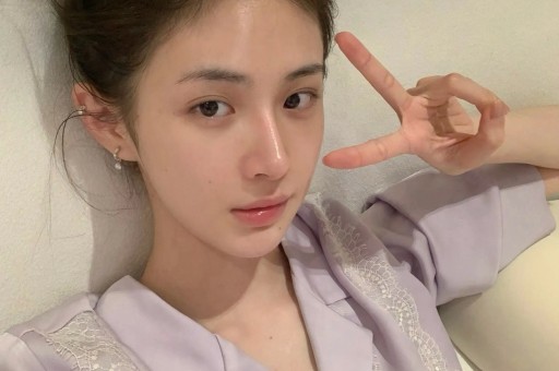 央视表态后韩红替冯小刚出头遭扒底