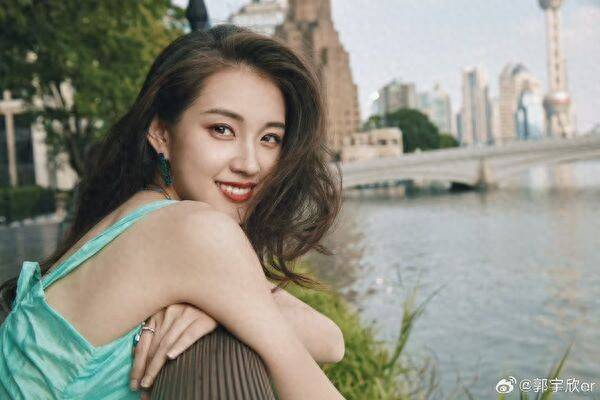 短剧女王翻车！录音曝光致代言戏约全撤