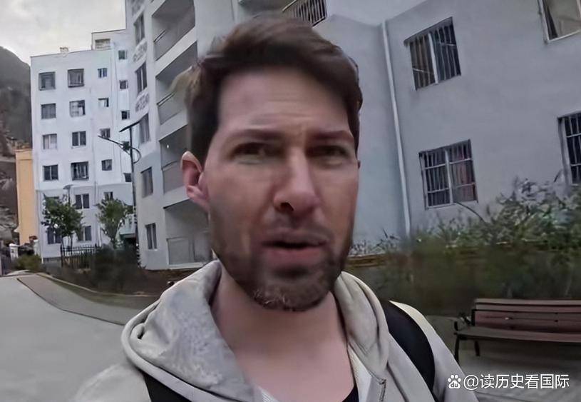 外国网红抹黑大凉山反被扒皮翻车